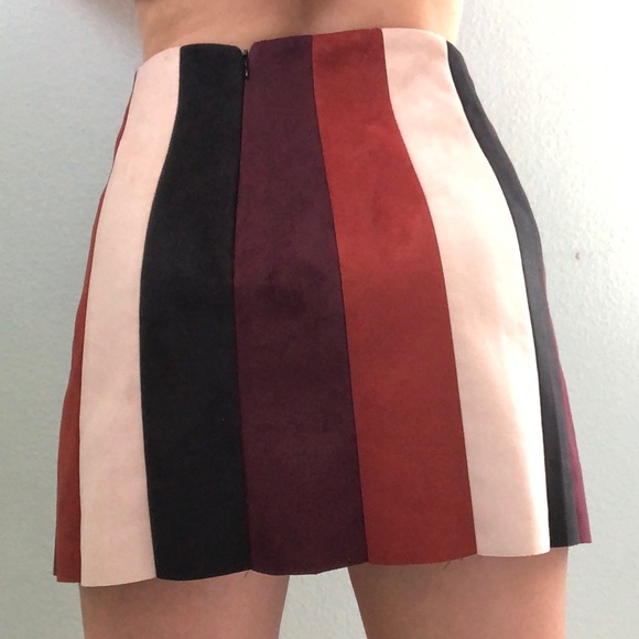 FOREVER 21 SKIRT - Picture 3 of 3